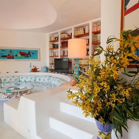Armando Villa Ponza